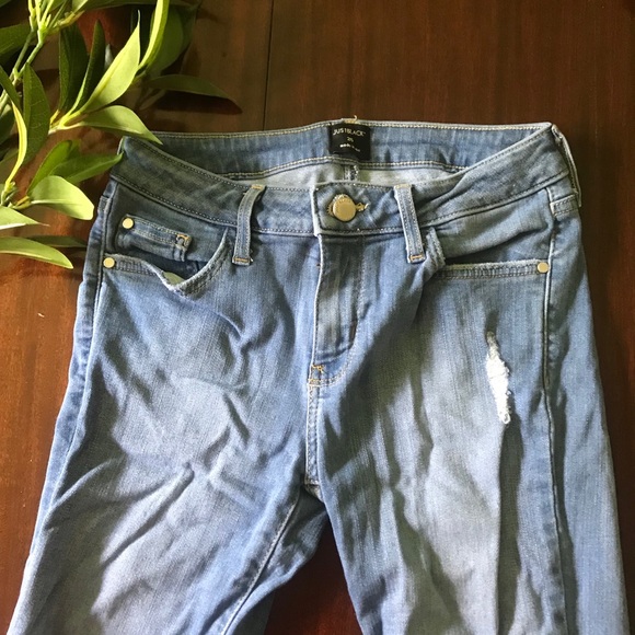 Jeans - Picture 2 of 3